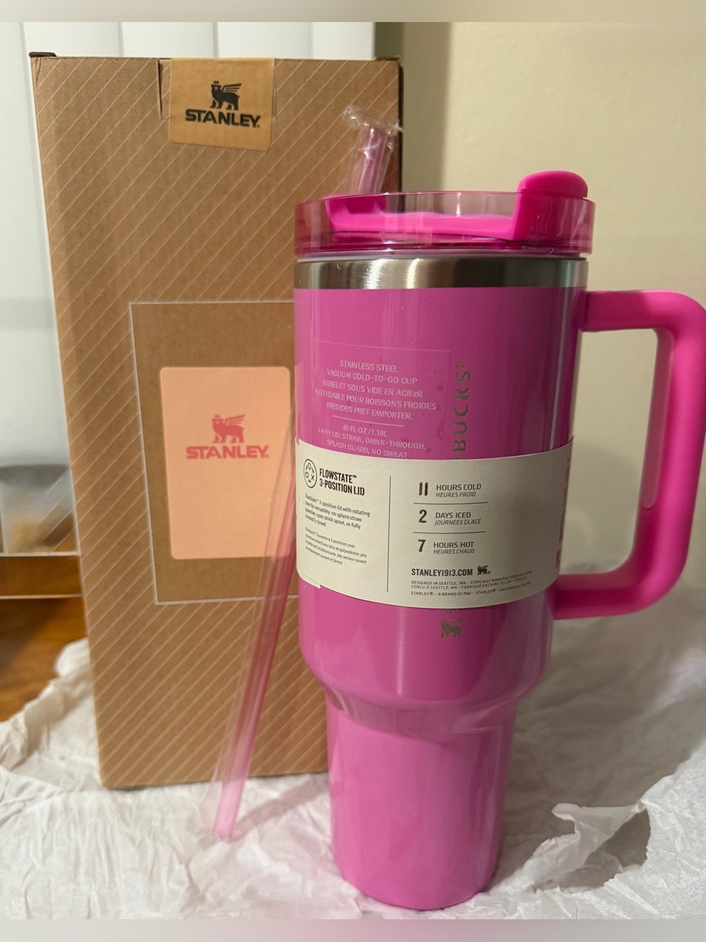 Starbucks Berry Glitter Pink Silver Trim 40 oz Tumbler - NWT 🩷🩶